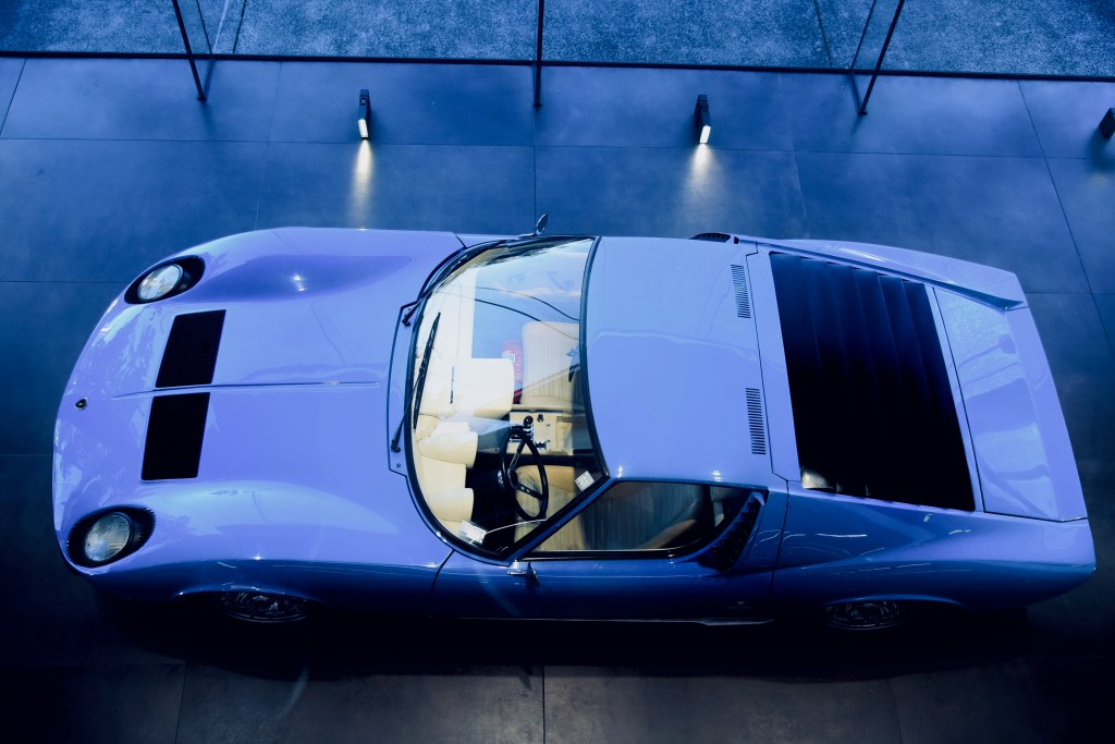 [Lux] Sports Cars, Speed Graphics, and Shiny Metal Fetishisation at 2021 Auckland Starship Car&nbsp;Show